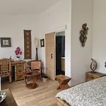 La Sérénité Balinaise, Et Sdb Privée, Jardin , Piscine En Saison, Près De Chantilly, Parc Astérix Et Cdg Et Paris En 20' *