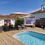 La Serenite Balinaise, Et Sdb Privee, Jardin , Piscine En Saison, Pres De Chantilly, Parc Asterix Et Cdg Et Paris En 20' Homestay szállás Orry-la-Ville