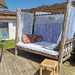 Homestay szállás La Serenite Balinaise, Et Sdb Privee, Jardin , Piscine En Saison, Pres De Chantilly, Parc Asterix Et Cdg Et Paris En 20' *
