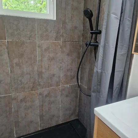 La Sérénité Balinaise, Et Sdb Privée, Jardin , Piscine En Saison, Près De Chantilly, Parc Astérix Et Cdg Et Paris En 20' * Orry-La-Ville