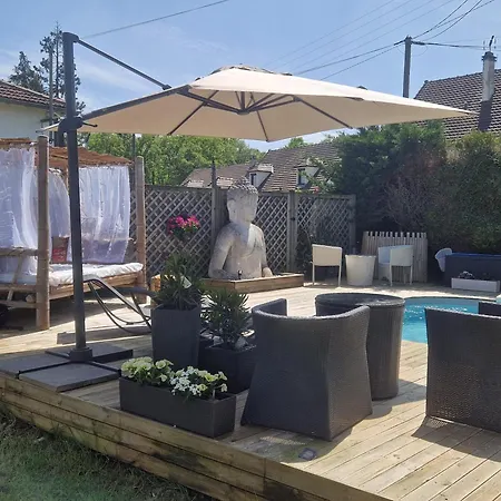 La Serenite Balinaise, Et Sdb Privee, Jardin , Piscine Et Jacuzzi En Saison, Pres De Chantilly, Parc Asterix Et Cdg Et Paris En 20' Homestay Orry-La-Ville